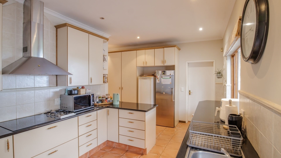 3 Bedroom Property for Sale in Constantia Western Cape